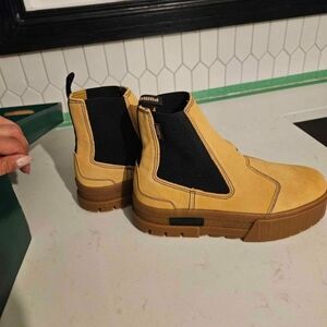 Puma platform boots